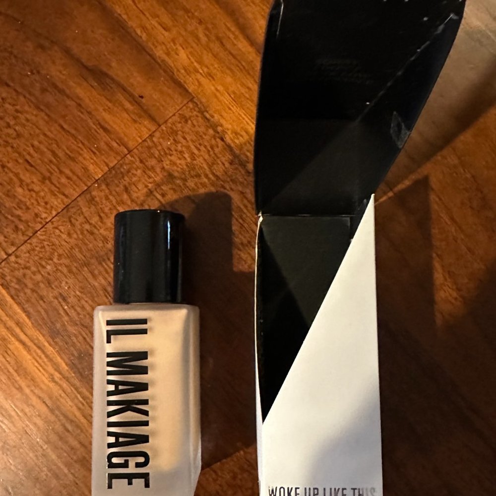 il Makiage Woke Up Like This Flawless Base Foundation 055